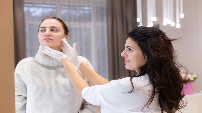 Thinking About Cosmetic Surgery? 8 Things to Consider Before Making Your Decision
